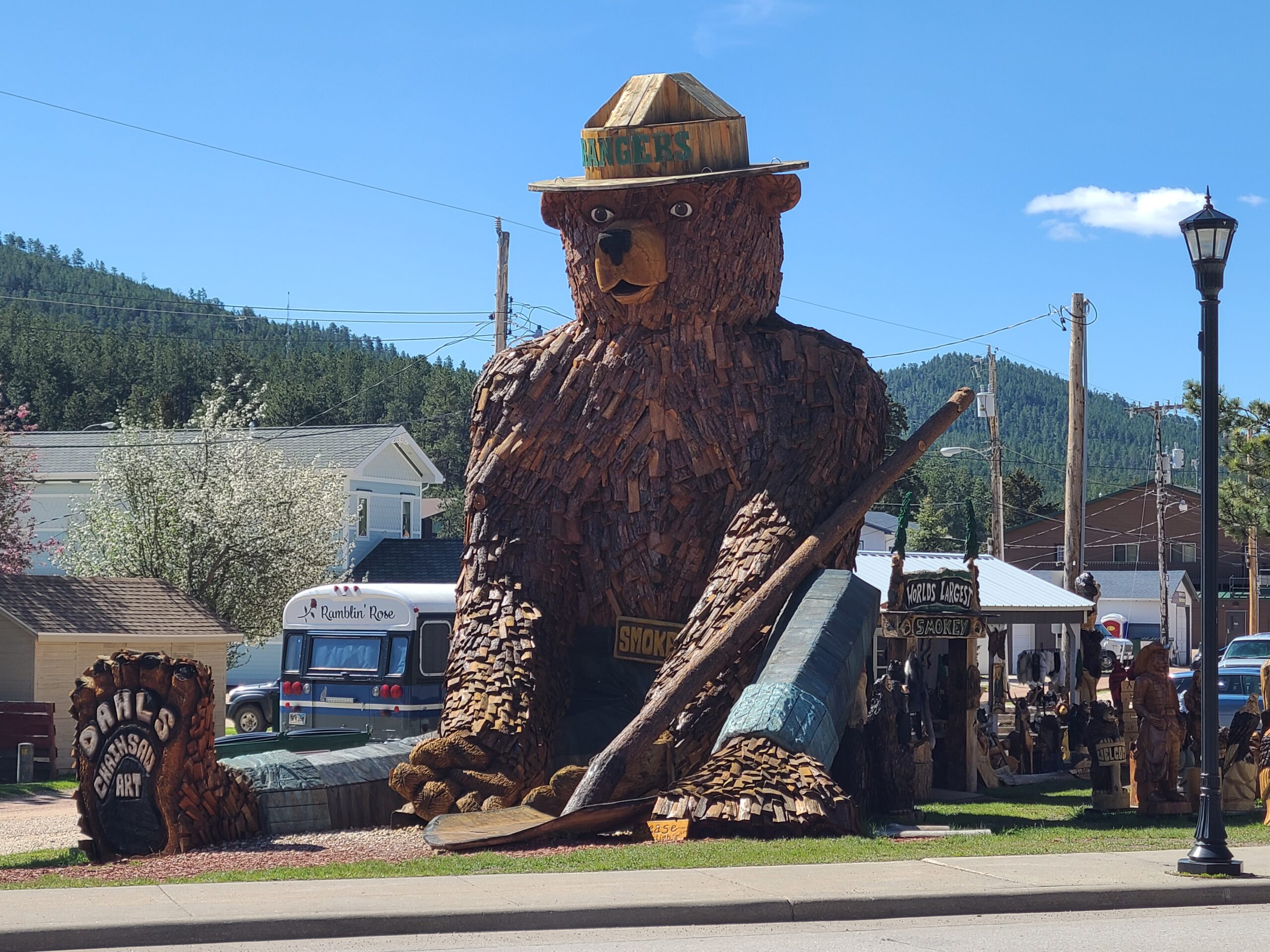 World's largest Smokey the Bear